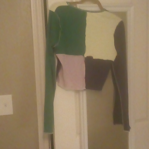 Multi colored top - Picture 2 of 4